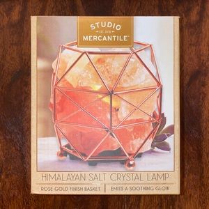 NWT Himalayan Salt Crystal Lamp